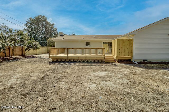 205 Spartan Road, Wilmington, NC 28405