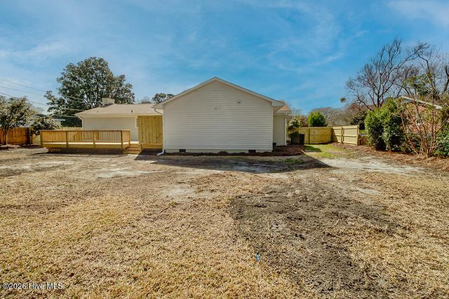 205 Spartan Road, Wilmington, NC 28405