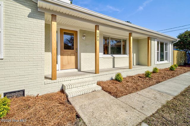 205 Spartan Road, Wilmington, NC 28405