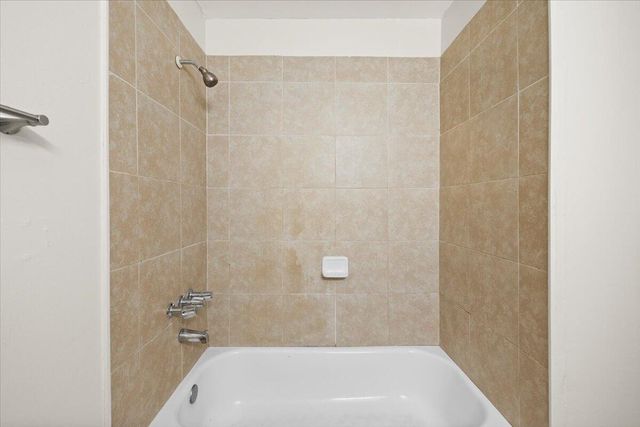 7712 SW 7TH Street, North Lauderdale, FL 33068