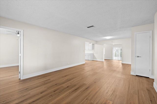 7712 SW 7TH Street, North Lauderdale, FL 33068