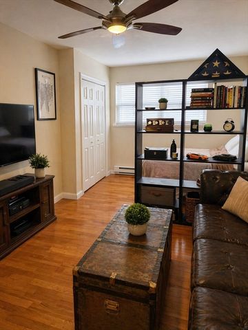 116 Spring Street A8, Boston, MA 02132