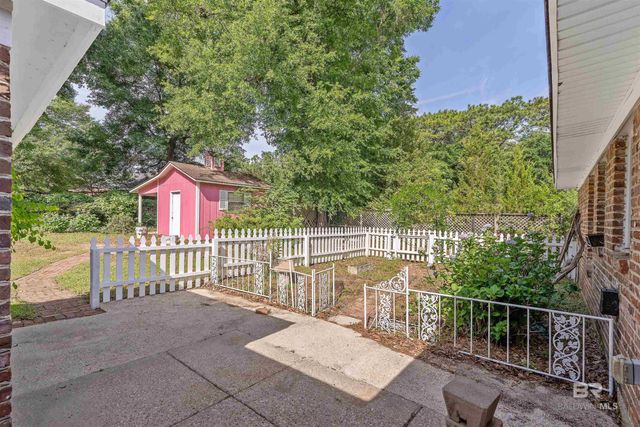 174 Country Club Drive, Daphne, AL 36526