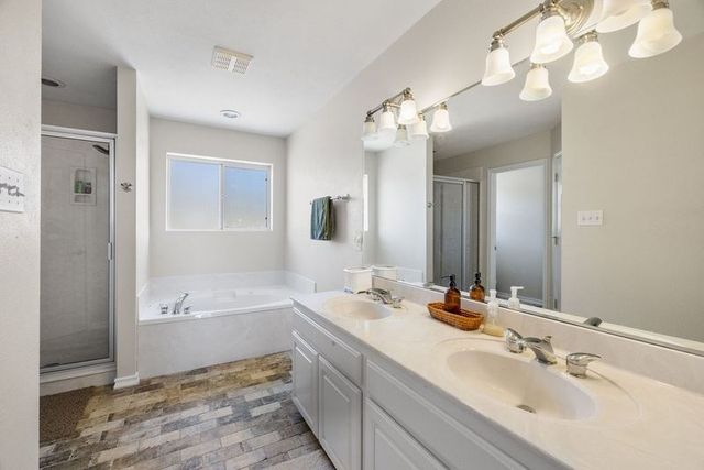 502 Lost Valley, Kerrville, TX 78028