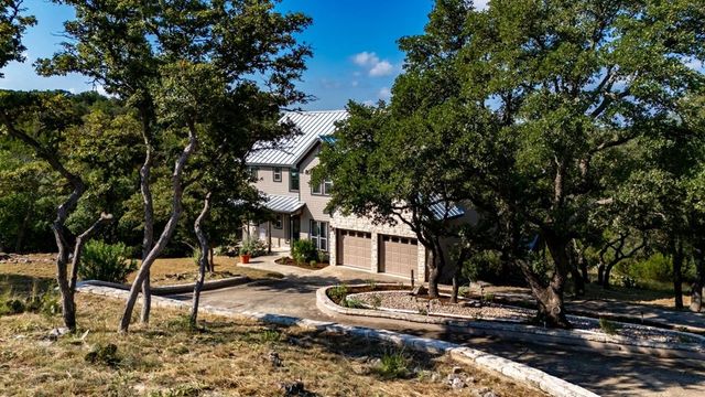 502 Lost Valley, Kerrville, TX 78028