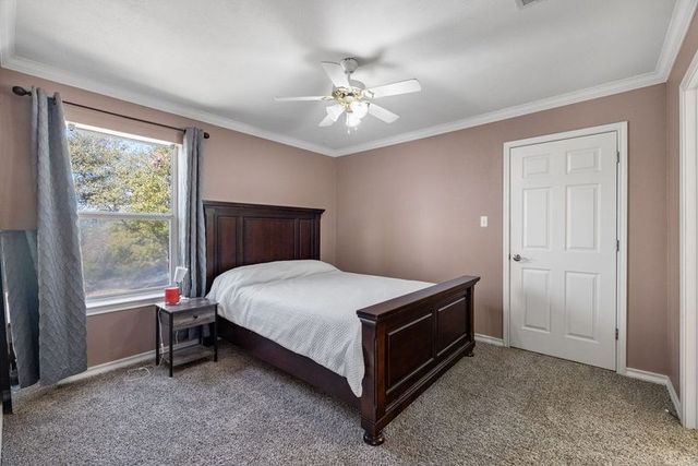 502 Lost Valley, Kerrville, TX 78028