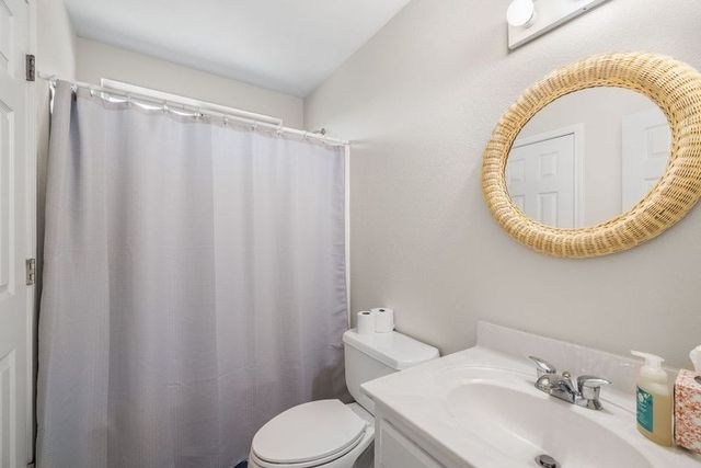 502 Lost Valley, Kerrville, TX 78028