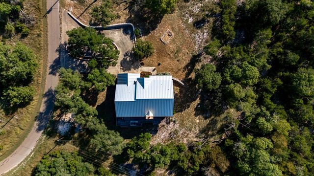 502 Lost Valley, Kerrville, TX 78028