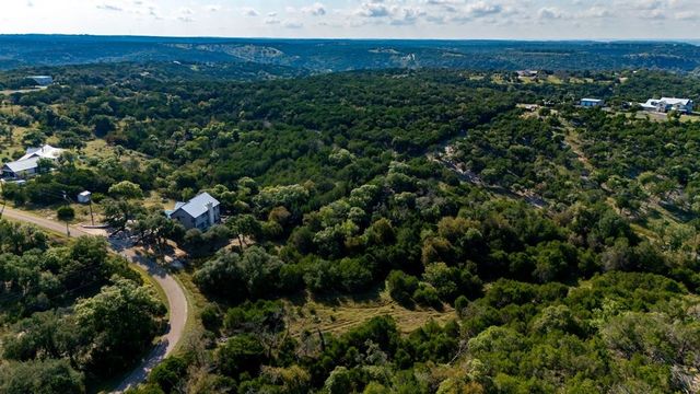 502 Lost Valley, Kerrville, TX 78028