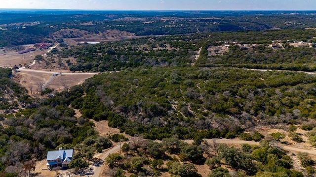 502 Lost Valley, Kerrville, TX 78028