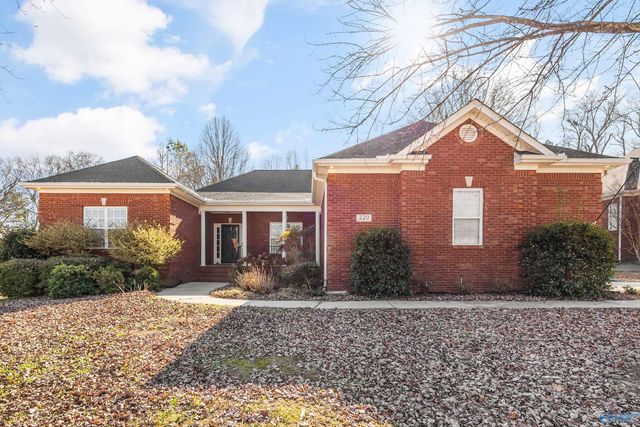 220 Kelly Ridge Blvd, Harvest, AL 35749
