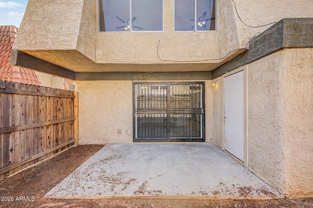 6060 W GOLDEN Lane, Glendale, AZ 85302