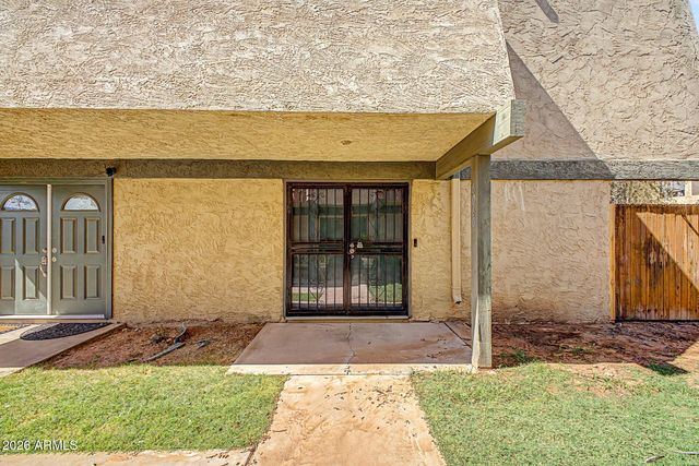 6060 W GOLDEN Lane, Glendale, AZ 85302