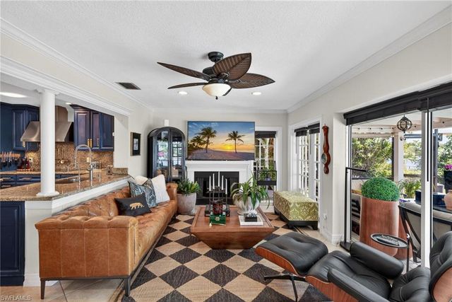 3810 SE 1st PL, Cape Coral, FL 33904