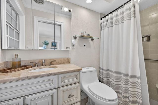 3810 SE 1st PL, Cape Coral, FL 33904