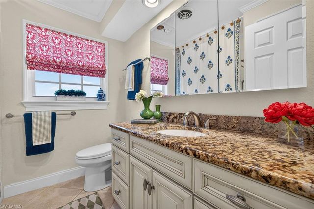 3810 SE 1st PL, Cape Coral, FL 33904