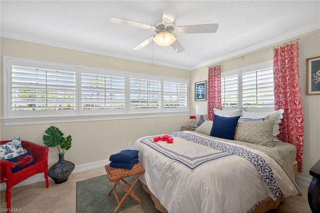 3810 SE 1st PL, Cape Coral, FL 33904