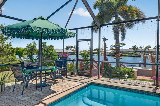 3810 SE 1st PL, Cape Coral, FL 33904