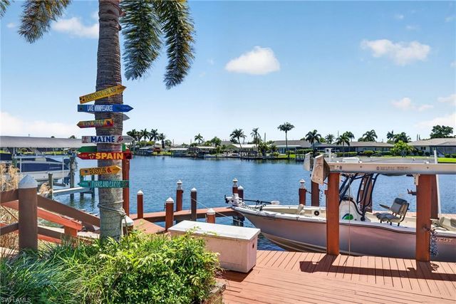3810 SE 1st PL, Cape Coral, FL 33904