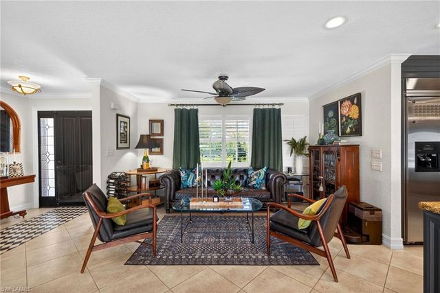 3810 SE 1st PL, Cape Coral, FL 33904