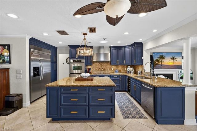 3810 SE 1st PL, Cape Coral, FL 33904