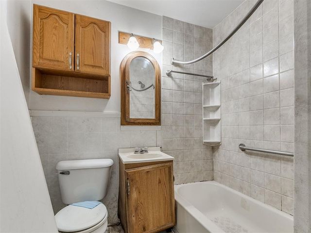 2224 SW 57th Street, Oklahoma City, OK 73119