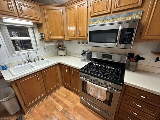 121 S Cardinal Drive, New London, NC 28127