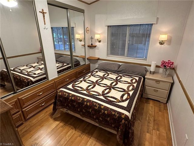 121 S Cardinal Drive, New London, NC 28127