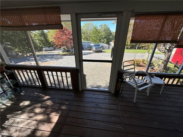 121 S Cardinal Drive, New London, NC 28127