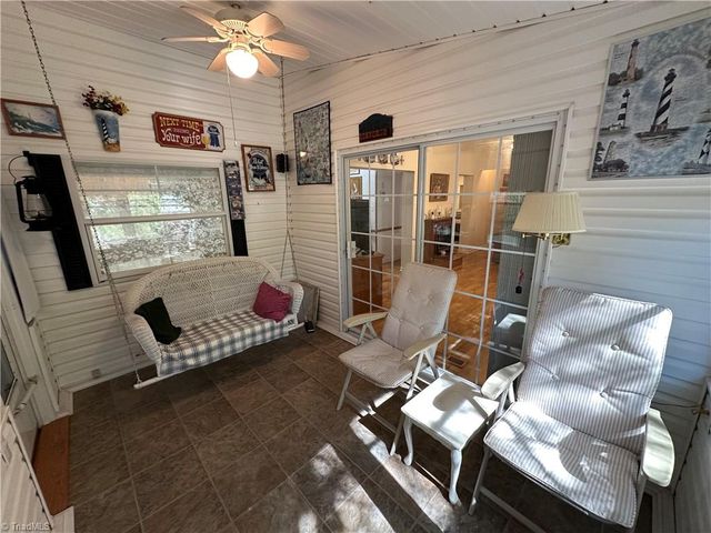 121 S Cardinal Drive, New London, NC 28127