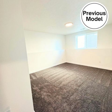 155 Mulberry Loop NE, Minot, ND 58703