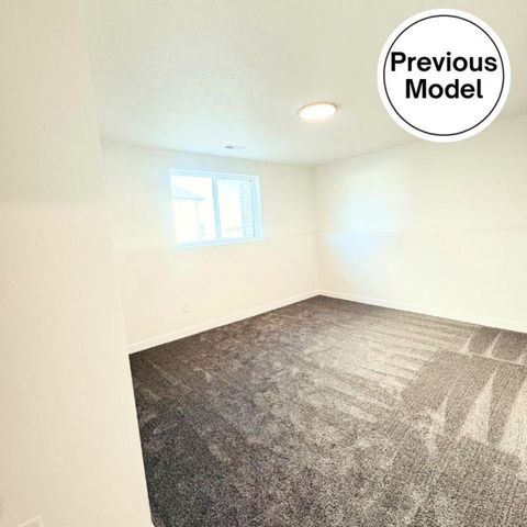 155 Mulberry Loop NE, Minot, ND 58703