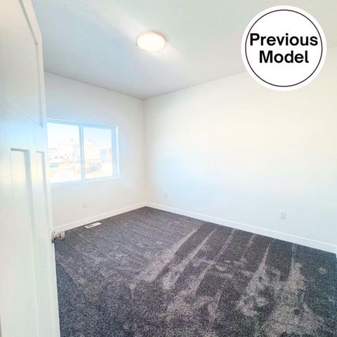 155 Mulberry Loop NE, Minot, ND 58703