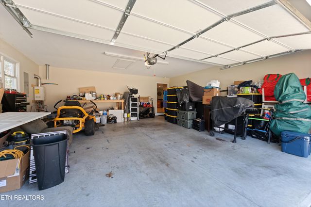 455 Carriage Drive, Crossville, TN 38555