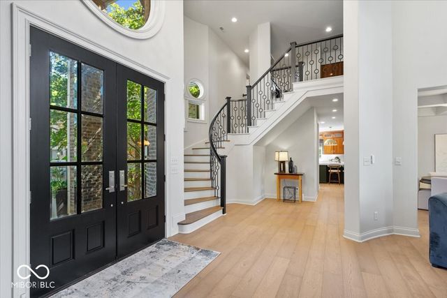 13637 Golden Ridge Lane, Fishers, IN 46055