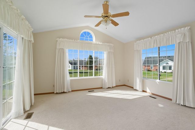 1781 Pinehurst Drive, Springfield, OH 45502