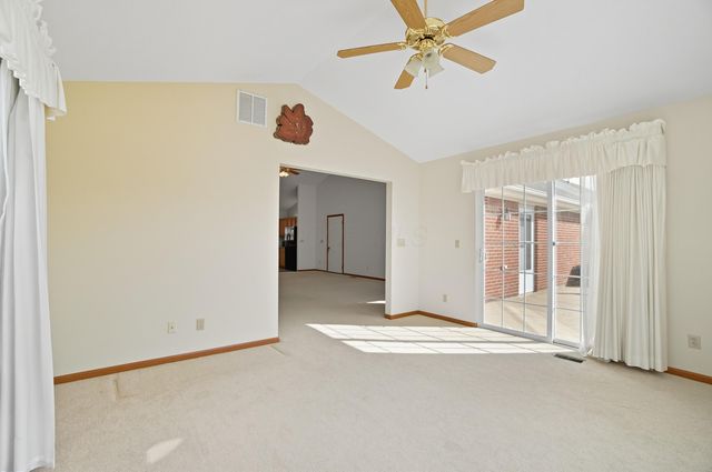 1781 Pinehurst Drive, Springfield, OH 45502