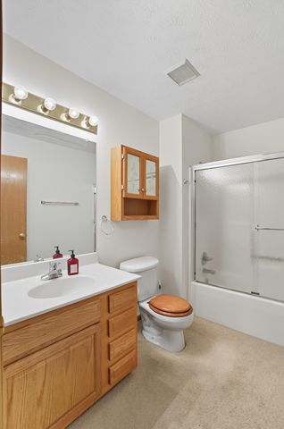 1781 Pinehurst Drive, Springfield, OH 45502