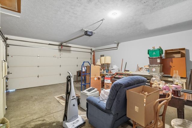 1781 Pinehurst Drive, Springfield, OH 45502