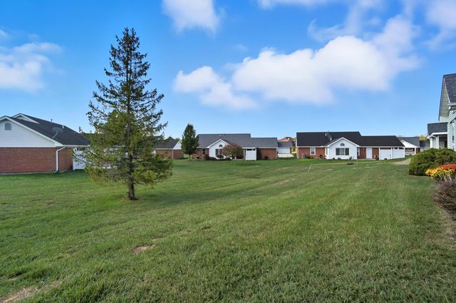 1781 Pinehurst Drive, Springfield, OH 45502