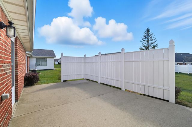 1781 Pinehurst Drive, Springfield, OH 45502