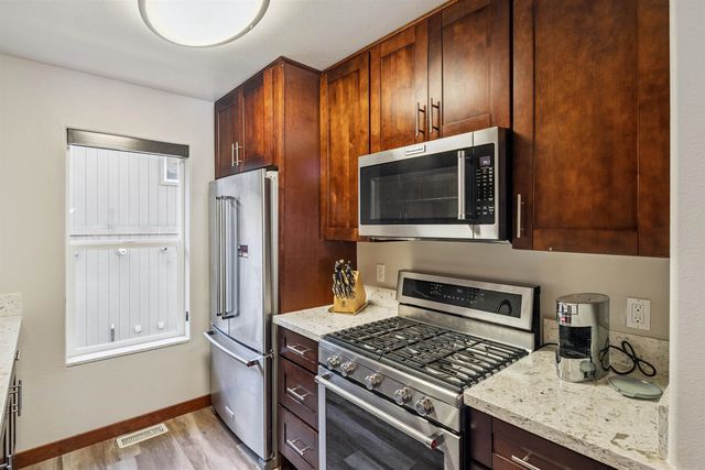 12471 Northwoods Boulevard, Truckee, CA 96161