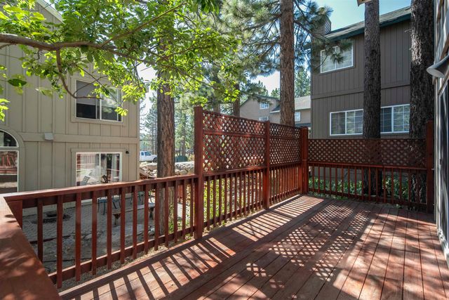 12471 Northwoods Boulevard, Truckee, CA 96161