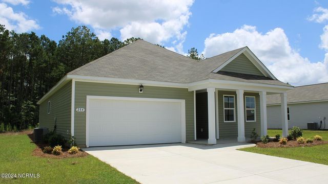 1307 Woodhouse Drive NW, Ash, NC 28420