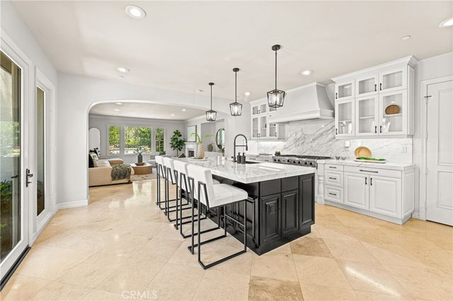 28 Blue Summit, Irvine, CA 92603