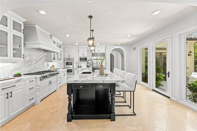 28 Blue Summit, Irvine, CA 92603