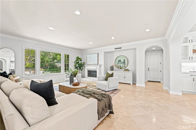 28 Blue Summit, Irvine, CA 92603