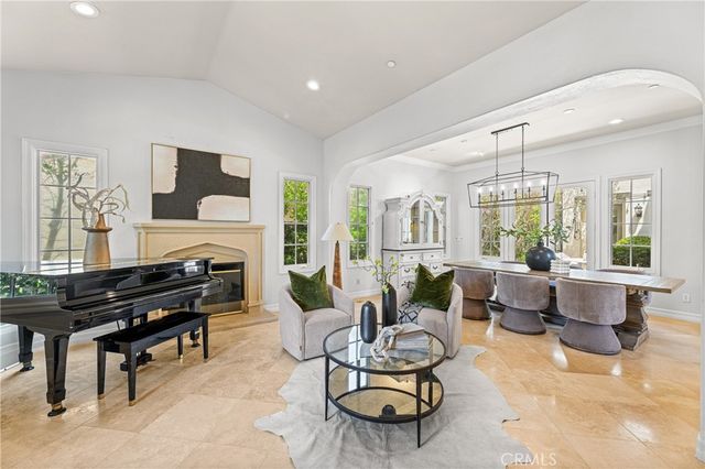 28 Blue Summit, Irvine, CA 92603
