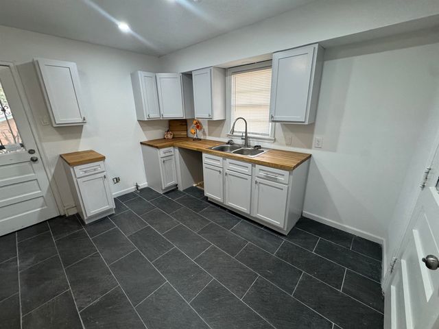 3766 ARGONNE ST, Memphis, TN 38127