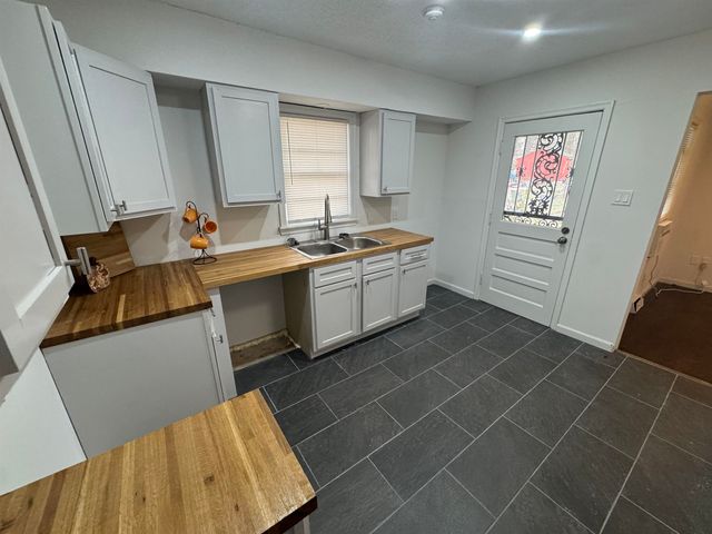 3766 ARGONNE ST, Memphis, TN 38127